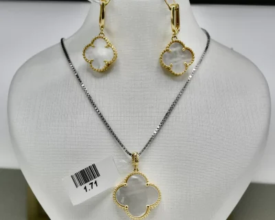 نیمست طلا ونکلیف سنگ سفید