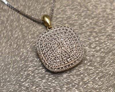 پلاک آوا سفید